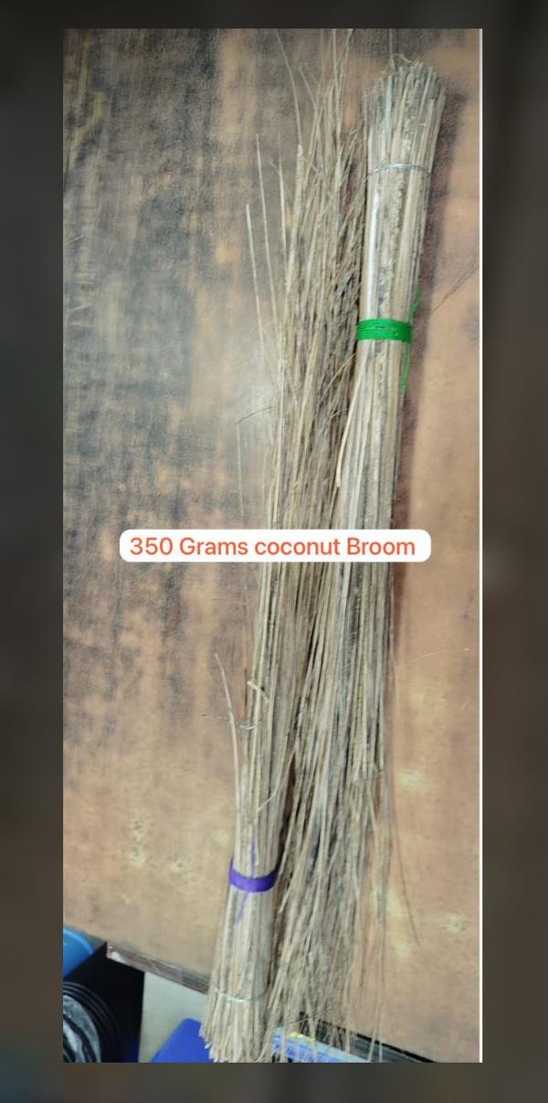 The 350-gram coconut broom is a durable and eco-friendly cleaning tool, ideal for sweeping outdoor and indoor spaces. Made from natural coconut palm fibers, it offers excellent stiffness and resilience, perfect for removing dust, leaves, and debris from rough surfaces like patios, gardens, and driveways. Lightweight yet sturdy, it provides a comfortable grip for prolonged use without strain. Its traditional design combines functionality with sustainability, making it a popular choice in households and commercial settings. This broom is biodegradable, reducing environmental impact while delivering reliable performance. The 350g weight ensures optimal balance between ease of use and sweeping efficiency.