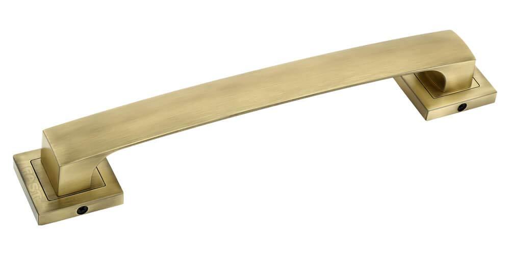 About this itemMain door handle total length 269mm.1pcs pull door handle & screws.Metal : Stainless steel & virgin zincFor room door, office door and restaurant door and main doorMain Door Handle Finish - Brass Antique Report an issue with this product