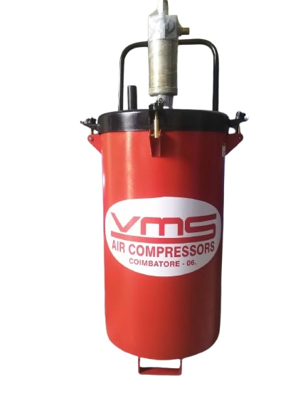 This pump is specifically designed for tasks such as lubricating excavators, earth-moving equipment, agricultural machinery and automotive components. With its variable handle settings, users can switch between high volume setting (Upto 9gm/ stroke) to high-pressure setting (Upto 4000 PSI (275 Bar)).