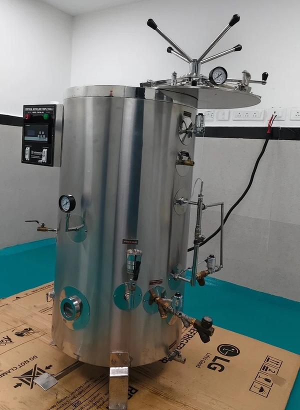 Capacity	50 litreMaterial	Stainless SteelAutomation Grade	Fully AutomaticVoltage	440VFrequency	50 HzUsage/Application	Used to sterilize a wide range of materials