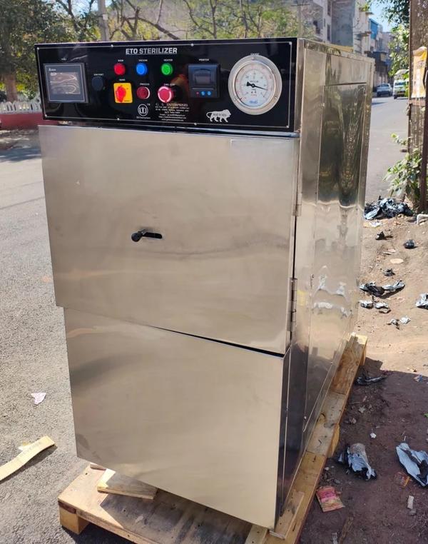 Capacity	1000 litreMaterial	Stainless SteelAutomation Grade	Fully AutomaticVoltage	440VUsage	Used to sterilize a wide range of materialsFrequency	50 Hz