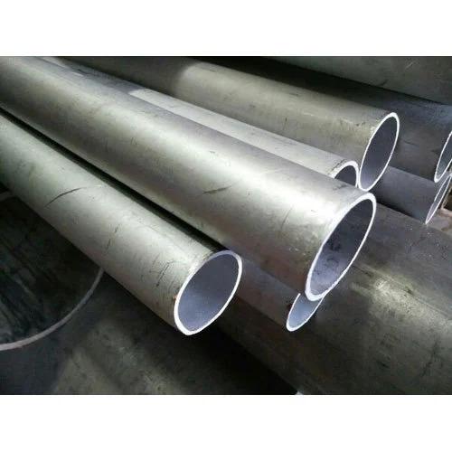 Product Details:Thickness	1-20 mmShape	RoundUnit Length	6-12 MeterPipe Section	RoundClass	C ClassUnit Pipe Length	6 MTRMaterial	Mild SteelSurface Finish	Powder CoatedOur company has achieved laurels in offering  Fabricated Mild Steel Pipe.