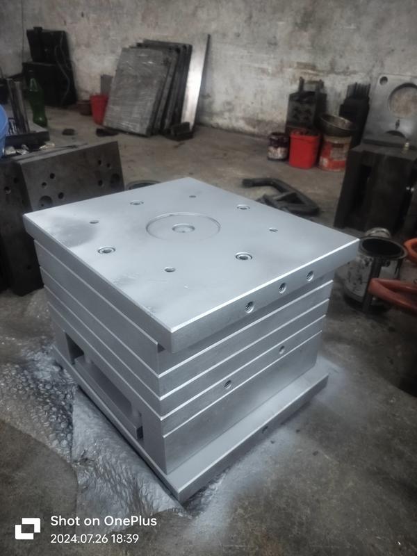 Caps and Closure Moulds are high-precision moulds used in the manufacturing of plastic caps, lids, and closures for bottles, containers, and jars. These moulds are essential components in the packaging industry, serving sectors such as food & beverage, pharmaceuticals, cosmetics, household chemicals, and personal care.Crafted from high-quality tool steel or hardened alloys, these moulds are designed for high-speed, high-volume production using injection molding or compression molding processes. They ensure perfect sealing, dimensional consistency, and smooth surface finishes—critical factors for product safety, shelf life, and consumer convenience.