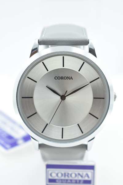 Presenting our Silver Case Men's Wrist Watch, an icon of understated elegance and versatility. The silver case embodies a timeless charm, making a statement of refined masculinity. Elevate your style with this exceptional timepiece, where classic design meets contemporary subtlety, resulting in a watch that's both sophisticated and adaptable to any occasion.