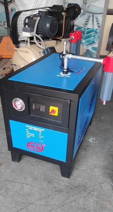 DEW 80 CFM Refrigerated Air DryerCFM 80 MaxWorking Pressure 16 Kg/Cm2Connected Load 0.60 KwRefrigerant Gas R-134aCompressor Emersion CoplandPressure Due Point +2 – 40C MaxInlet Temp. 45 C