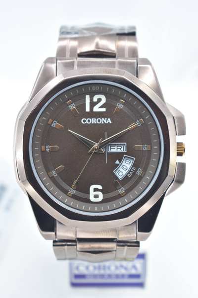 Presenting our Brown Plated Men's Wrist Watch, a harmonious blend of timeless charm and practicality. The rich brown-plated case exudes a sense of rugged elegance, enhanced by the inclusion of day and date functions for added functionality. Elevate your style with this exceptional timepiece, where classic design meets useful features, resulting in a statement of versatile masculinity that's both sophisticated and reliable.