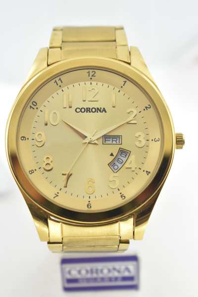 This stylish and elegant watch is the perfect accessory for any man. The gold plating makes it stand out and also makes it look more expensive than it is. It features a large face and a smooth gold-colored band.