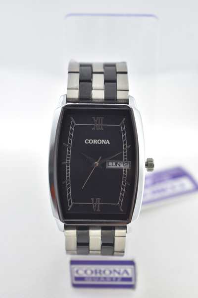 Presenting our Black Two-Tone Plated Men's Wrist Watch, a fusion of bold style and practicality. The sleek black-plated case adorned with two-tone accents exudes modern sophistication, while the inclusion of day and date functions adds to its usefulness. Elevate your look with this exceptional timepiece, where contemporary design meets useful features, resulting in a statement of confident masculinity that's as versatile as it is stylish.