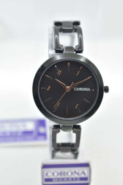 Introducing our Black Plated Women's Wrist Watch, a fusion of contemporary elegance and versatility. The sleek black-plated case exudes a sense of modern sophistication, making a statement of refined femininity. Elevate your style with this exceptional timepiece, where sleek design and classic tones converge to create a watch that's as bold as it is graceful.