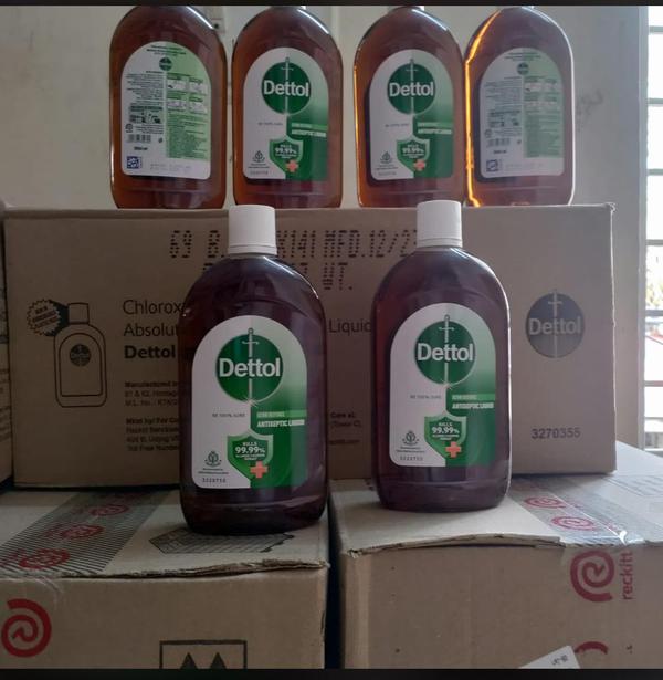 Dettol Antiseptic Liquid is a versatile disinfectant trusted for over 90 years to protect against germs and bacteria. It contains chloroxylenol, which helps kill 99.9% of harmful microorganisms, preventing infections in cuts, wounds, and insect bites. Widely used in first aid, personal hygiene, and household cleaning, it can be diluted for surface disinfection, laundry sanitization, and even bathing purposes. Known for its distinctive medicinal fragrance, Dettol provides reliable protection and promotes cleanliness. It is suitable for everyday use and recommended by healthcare professionals globally. Always follow usage instructions to ensure safety and effectiveness for both skin application and household use.