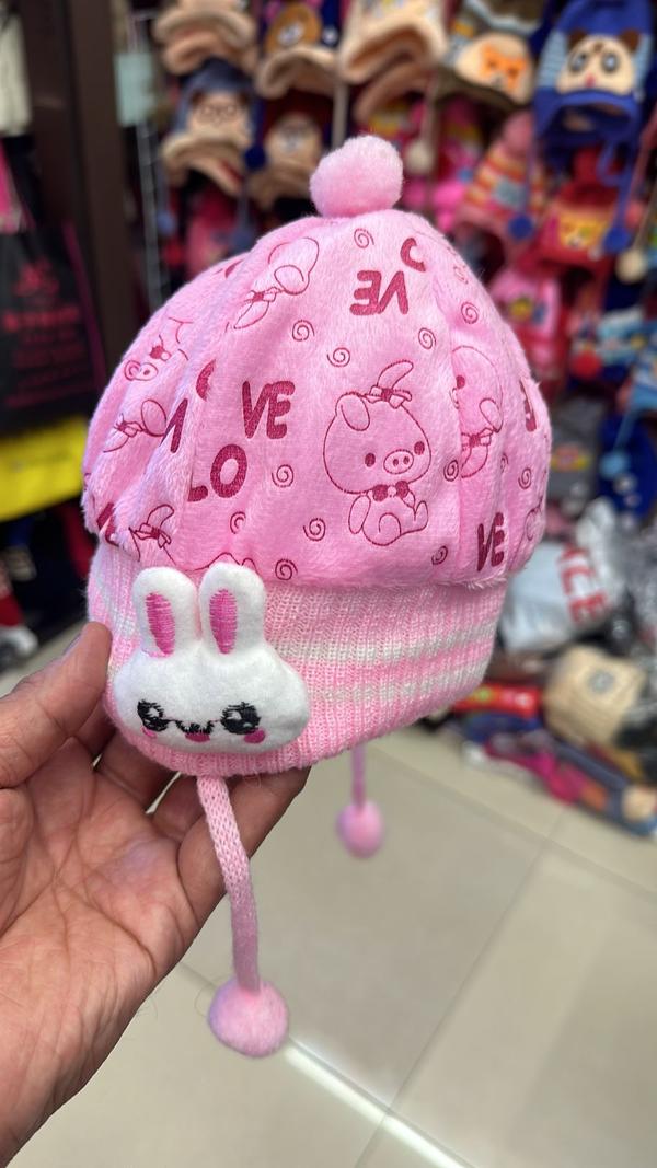 CHINA IMPORT BABY CAPS , OM GOLD SOCKS 