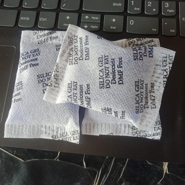 AQUABLUE is manufacturing 25 gm SILICAGEL pouch with inside material like white, blue, orange silica gel crystal or beads form in bulk quantity depend on customers requirements.