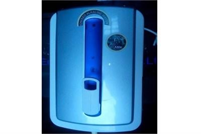 AMK Shripad Technology are a renowned firm involved in manufacturing superior quality Water Purifier. These are designed with high precision so as to remove all kinds of bacteria from the water. Our engineers manufacture these products using high grade machine and equipment following the set industry standards and quality norms.