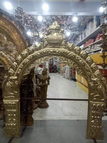 Visit our Stainless Steel Utensils Shop in Madurai for a wide selection of high-quality kitchenware and traditional pooja items. Our offerings include Brass Polished Thiruvachi for divine decoration, beautifully crafted Brass God Singhasan for home temples, and Antique Wooden Kavadi for religious processions. Experience unmatched tradition, quality, and craftsmanship—all under one roof.