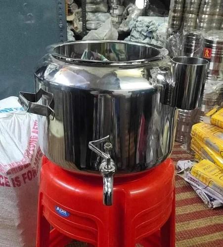 Shop durable Stainless Steel Tea Boilers, ideal for home kitchens, hotels, and catering services. Designed for efficient boiling of tea, water, and other hot beverages. Made with high-grade stainless steel for long-lasting performance and easy cleaning. We also offer a wide range of Stainless Steel Utensils and traditional pooja items. Experience quality, reliability, and convenience all in one place.