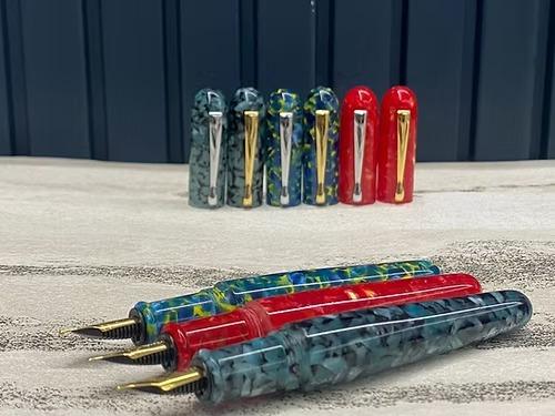 Vazir brand name and nib grade inscribed on nib & steel band on cap .Pen looks really very beautiful.Pen Material : resinColor Option: Red, Blue & Grey