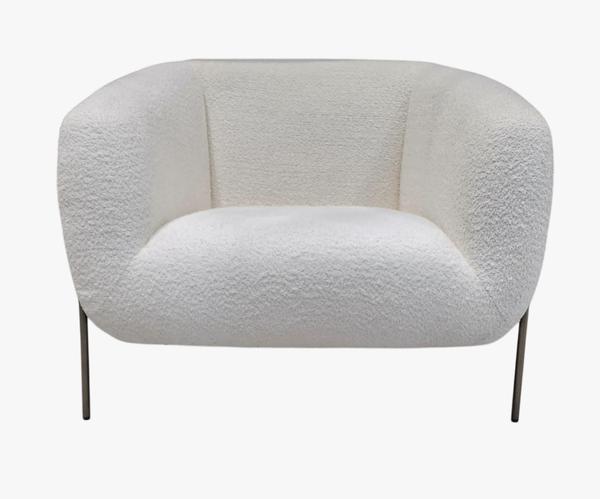 This stylish leisure chair in beige fabric and Gold metal legs offers plush comfort with high-quality foam and a spacious design (880*820*720mm). TYPE          - leisure chairMATERIAL -  Fabric & stainless steel COLOUR  - White & Gold SIZE(mm) - 880*820*720