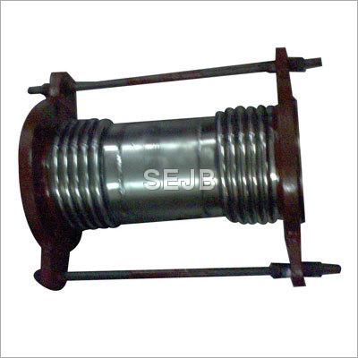 Holding vast and rich experience in this industry, our company is considered as one of the renowned manufacturers and exporters of Universal Bellows With Flanges & Tie Rod. Owing to our understanding of various stages of production and minutest details about the parts of products, we are offering superior grade of products to our clients at cost effective prices. Highly durable in nature, our range of Universal Bellows With Flanges & Tie Rod finds great applications in various manufacturing processes of different industries.