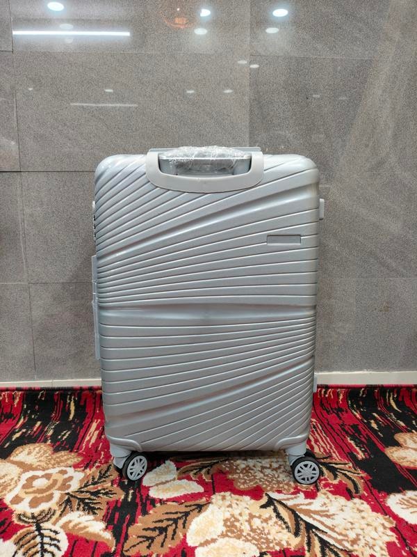 NEW DESIGN OF HARD LUGGAGE WE ARE MANUFACTURER OF ALL DESIGN & ALL MATERIAL OF HARD LUGGAGE COLOUR AVAILABLE :- 9