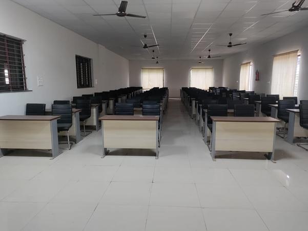 At Inside Interiors And Construction, we design and craft innovative classroom and library furniture solutions that foster learning, creativity, and growth. Our expertly designed furniture combines functionality, durability, and style to create engaging environments that inspire students and support educators. From ergonomic desks and chairs to modular shelving and collaborative workspaces, our furniture is tailored to meet the unique needs of educational institutions. Trust us to deliver high-quality, custom furniture solutions that enhance the learning experience and promote academic excellence.