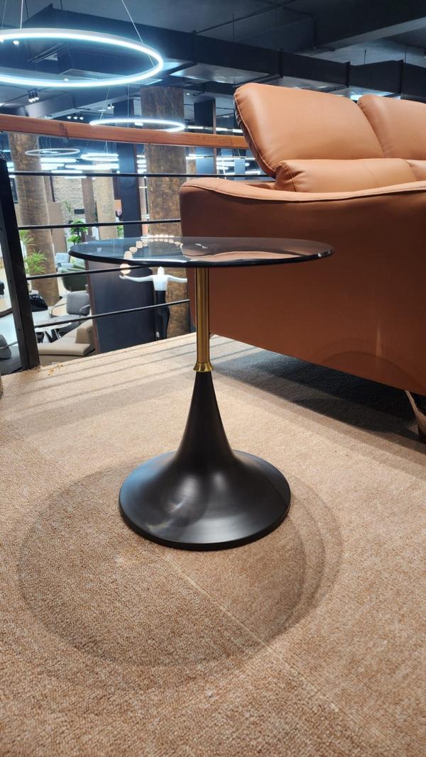 Name: Coffee Table Size: -Material: IronProduct :