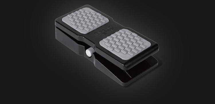 Feel the need to express yourself fully? M-Audio’s EX-P expression controller pedal works with all M-Audio MIDI controllers that have an expression pedal input. A built-in polarity switch insures compatibility with most other brands of controllers and keyboards. Use the EX-P to control any assignable variable MIDI controller value including volume, modulation, panning, filter sweep and more. Durable molded construction with integral cable.Features - 1. Polarity switch2. Hardwired 1/4