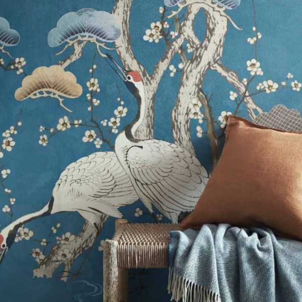 V&A 1838 –Inspired by the rich heritage V&A 1838 Wallpaper is a true botanical masterpiece. With its stunning natural motifs and timeless charm, it brings classic beauty and artistic elegance to any space.