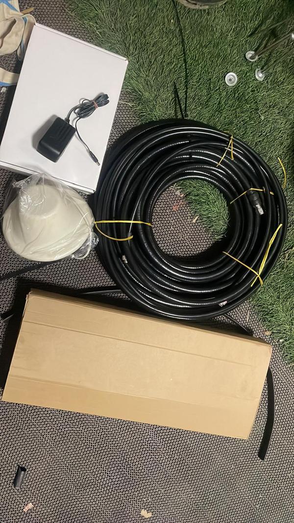 mobile signal booster is to improve weak signal. useful for Home/office/industries. For all Network