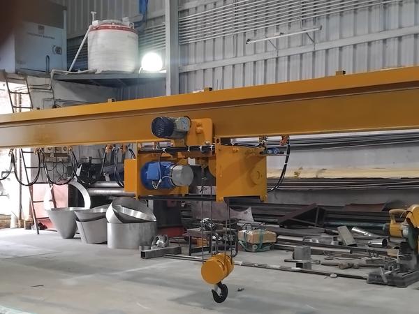 Ayyappa Engineering is a trusted name in the field of material handling solutions, specializing in the manufacturing of high-performance EOT (Electric Overhead Traveling) Cranes. Based in Coimbatore, we offer custom-engineered crane systems designed to meet the demanding needs of industrial, construction, and warehousing sectors across Tamil Nadu and Kerala.