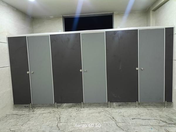 Toilet Cubicles