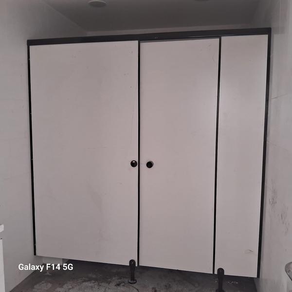 Cubicle Spaces AdvantageHygienic and easy to maintain Resistant to cigarette burnsHigh wear and abrasion resistanceResistant to harmful germs and cleaning agentsBest in class international accessoriesWide spectrum of colours to choose fromEquipped with emergency opening provisionsManufactured in strict adherence to accepted fire safety norms Toilet Cubicle Partitions are used Malls , Schools, Colleges , Hotels , Hospitals...