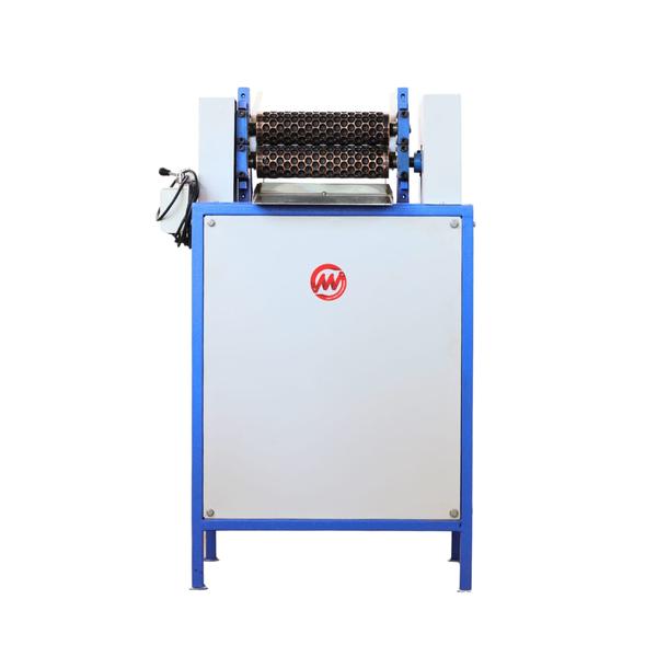 Capacity	                                         35kg/hourUsage/Application	                 CommercialAutomation Grade	                 Semi-AutomaticPower Source	                         ElectricVoltage	                                         240 VFrequency	                                50 HzMotor Power	                                1 HPMinimum Order Quantity	         1Matching up with the requirements of customers, we are involved in presenting wide array of Thattai Murukku Making Machine.
