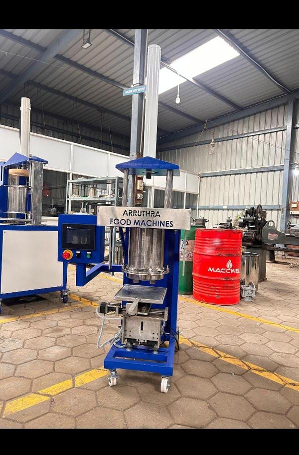 FeaturesCapacity - From 1000 nos. per hour and abovePower - 2 Hp-Single or three phase