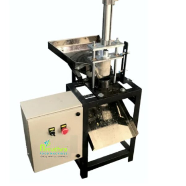 Features:Processes up to 1200 lemons per/hour.· 2 or 4 pieces cutting available as per requirements.· 1 HP compressor.· Pneumatic Type.· Machine Dimension 1.5’ x 1.5’ x 3’.· Single phase or three phase.· Semi-automatic.