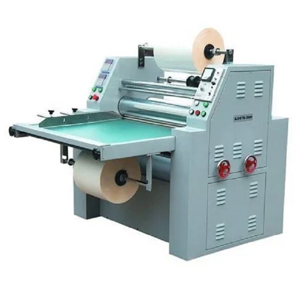 Cake Bass Thermal Lamination Machine (often referred to as a Cake Base Thermal Lamination Machine) is a specialized automatic or semi-automatic lamination device designed specifically for laminating decorative or protective films onto cake bases, often made from MDF (Medium-Density Fiberboard), cardboard, or hardboards used in cake packaging.