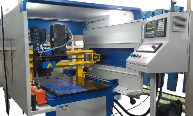 An Auto Tapping Machine is a precision machining tool designed to automatically cut internal threads (tapping) in holes of various materials such as metal, plastic, or composites. It significantly increases productivity and consistency compared to manual tapping by automating the tapping process with controlled speed, depth, and feed rate.
These machines are commonly used in automotive, aerospace, electrical, and general manufacturing industries for high-volume and high-precision thread cutting operations.