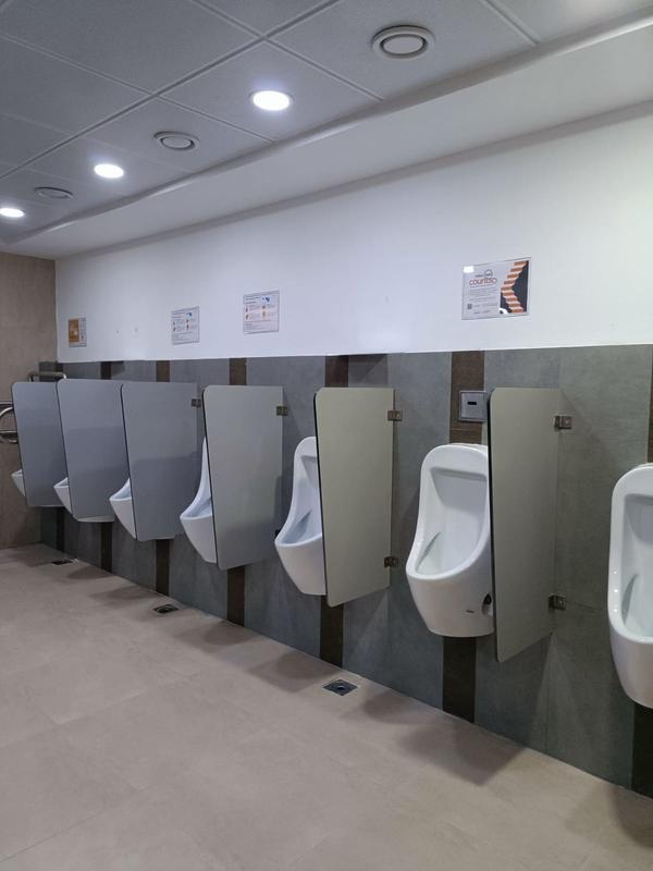 Privacy:The primary function is to offer a sense of personal space and privacy for users of urinals in public or semi-public restrooms. Hygiene:By separating individual urinals, they help prevent splashing and the spread of germs and odors, contributing to a cleaner environment. Improved Traffic Flow:Well-placed partitions can help streamline the flow of users and prevent congestion, especially during peak hours. Aesthetics:Modern partitions come in various designs, colors, and finishes, allowing them to complement the overall restroom decor and enhance its visual appeal. Materials:High-DENSITY FIBER BOARD (HDF):Known for its durability, moisture resistance, and ease of cleaning, making it a popular choice for high-traffic restrooms. Stainless Steel:Provides a sleek, modern look and is resistant to corrosion, but may be more prone to dents and scratches. Solid Plastic:Offers a balance of durability, water resistance, and cost-effectiveness. Powder-Coated Steel:Provides a durable and affordable option, though it may be susceptible to rust and scratches.
