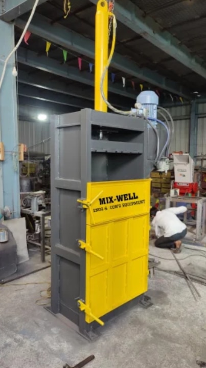 Max Load Capacity	0-30 tonCapacity	25 TonUsage/Application	Bottle, paper, clothesMax Force Or Load	0-30 tonMaterial	Mild SteelWe are Manufacturer of all type of Industrial Machine we customized All type of machine available at best rate.