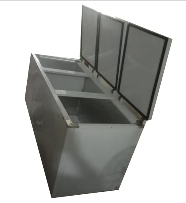 Ice Cream Deep Freezer ManufacturersWe are also supply in Andhra Pradesh, Arunachal Pradesh, Assam, Bihar, Chhattisgarh, Goa, Gujarat, Haryana, Himachal Pradesh, Jharkhand, Karnataka, Kerala, Madhya Pradesh, Maharashtra, Manipur, Meghalaya, Mizoram, Nagaland, Odisha, Punjab, Rajasthan, Sikkim, Tamil Nadu, Telangana, Tripura, Uttar Pradesh, Uttarakhand, and West BengalNumber of Doors	SingleNo. of Basket/Shelves	3 ShelvesProduct Capacity	500 LiterFrequency	50HzMaterial	Stainless SteelPhase	Single PhaseVoltage	220V