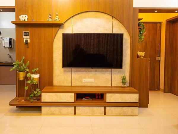 ➤ Enhance your living room with beautifully crafted traditional TV unit designs.➤ Perfect blend of elegance, durability, and functionality for Indian homes.➤ Wide range of handcrafted wooden TV units in timeless styles.➤ Designs that suit both premium and mid-level home interiors.➤ Traditional TV cabinets with smart storage and display features.➤ Customize your TV unit to match your interior theme and style.➤ Strong and durable finish for long-lasting use in everyday living.➤ Add a touch of sophistication with classic showcase-style TV units.➤ Traditional designs infused with modern usability and convenience.➤ Ideal for creating a warm and welcoming family entertainment space.📞 Contact us: 9655006069 / 9655006409🌐 Visit: www.smarthomeindia.comWe proudly serve all over Tamil Nadu.In Chennai: Anna Nagar, Adyar, Velachery, Tambaram, OMR, ECR, T. Nagar.Across Tamil Nadu: Coimbatore, Madurai, Trichy, Salem, Vellore, Tirunelveli, Thanjavur, Erode.