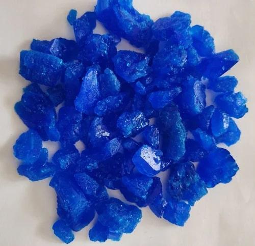 Copper sulfate crystals are vivid blue diamond-shaped crystals. Copper sulfate crystals are actually crystals of copper sulfate pentahydrate. The compound incorporates water into its structure.