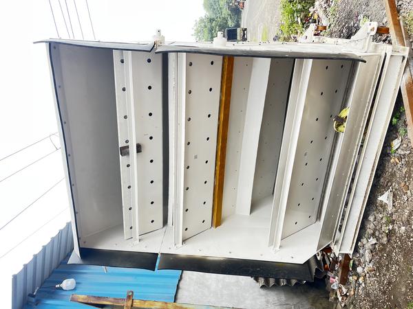 Hopper for stone crushing plant and mining plant 