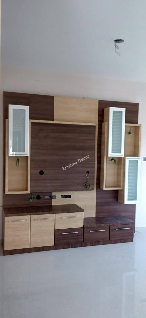 Coimbatore Post forming TV Unit With Glass Doors
Krishna Decor make perfect Post forming TV Unit With Glass Doors in Coimbatore.