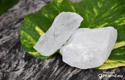 Alum is used in water purification , dyeing, also used in food preservation.