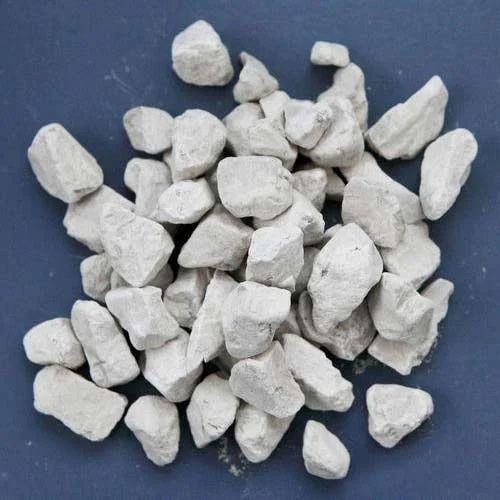 Quick lime used in steel manufacturing & iron smelting to remove impurities.Quicklime is used in various industrial applications, including construction, steelmaking, water treatment, and paper manufacturing.