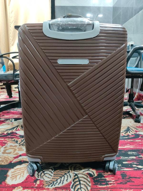 hard luggage new models available in 7 colours 