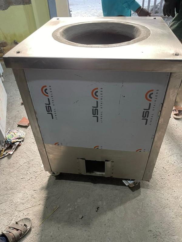 SS TANDOORI POT CHARCOAL MODEL STEEL GRADE : 202 / 304 ( AS PER CUSTOMER REQUIRMENT ) TOP SHEET WITH 1.5 MM THICKNESSSIDE SHEET WITH 1MM HEAVY DUTY NYLON WHEEL WITH DOUBLE LOCK / CASTING WHEEL ( AS PER CUSTOMER REQUIRMENT ) FIRST QUALITY TERRACOTTA POT GLASSWOOL PACKING WITH SS LID ON TOP