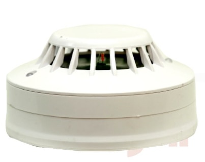 The FIREBELL Heat Detector is engineered for reliable fire detection by sensing rapid temperature increases. Ideal for kitchens, industrial areas, and commercial spaces, this advanced detector ensures early alarms for fast response. Upgrade your fire protection with FIREBELL heat detectors for enhanced safety, compliance, and peace of mind in any environment.