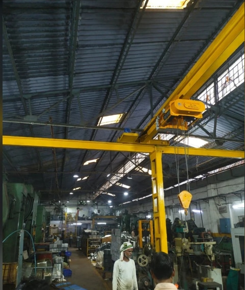 Single Girder I Beam Type EOT Crane