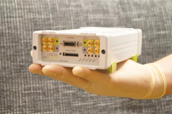 Sciospec ISX-3 Mini Impedance AnalyzerDemanding measurements but no room for large and bulky lab equipment? Impedance Spectroscopy out in the field? With the ISX-3 Mini Impedance Analyzer, Sciospec offers a fully equipped impedance analyzer fitting in the palm of your hand.In standard configuration the ISX-3mini is equipped with Sciospec’s IF frontend. Within the measurement range from 100 mHz to 10 MHz (extendable to 40 or 100 MHz) it covers a dynamic range of 300dB (mOhm…TOhm) with a base precision of 0.01%. The two multiplexed 4-electrode MCX measurement ports greatly simplify comparative measurements of two sensors or devices under test.